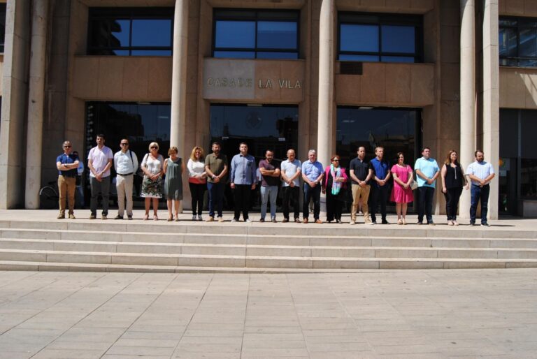 La corporació municipal commemora els 20 anys de l'assassinat de Miguel Ángel Blanco