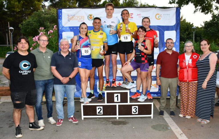 Vila-real acull la cursa nocturna de Creu Roja