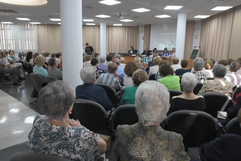 90 alumnes finalitzen el curs de la UNED Sénior 2018-2019