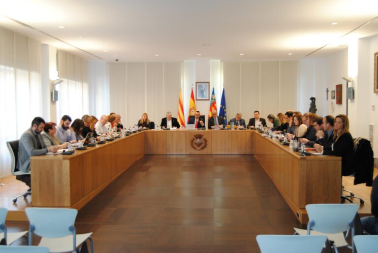 Vila-real aprova el pressupost de 2019 en 'solitari' i amb l’acusació de PP i Cs de ser una pròrroga encoberta