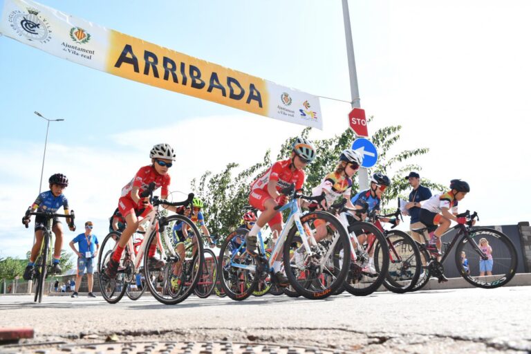Les joves promeses del ciclisme es citen en Vila-real en el Trofeu de Ciclisme Escolar Sebastián Mora