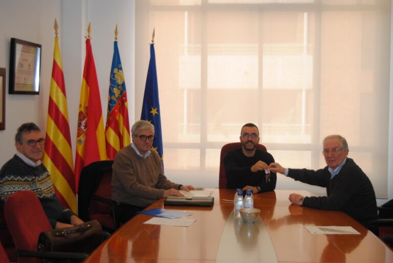 Vila-real compra un baix a Fundació Flors per a llançar un programa pilot de descentralització del Serveis Socials