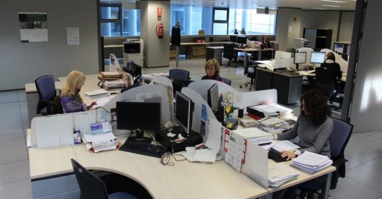 Vila-real implanta un nou sistema de cita prèvia i gestió de cues als registres civils