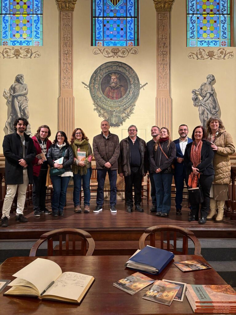 Els nets i besnets de Joan Bosch visiten la seua obra de 1914