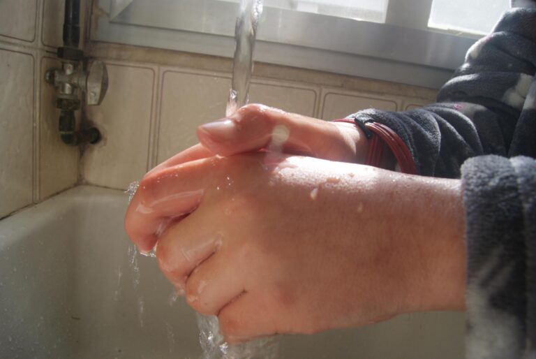 El PSPV exigeix al PP que frene la pujada de l’aigua, que suposarà 30 € més en els rebuts dels vila-realencs