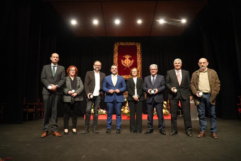 Javi Mata, Arturo Doñate, Víctor Viciedo, l’IES Miralcamp i el Col.legi Santa Maria ja tenen els Premis 20 de Febrer