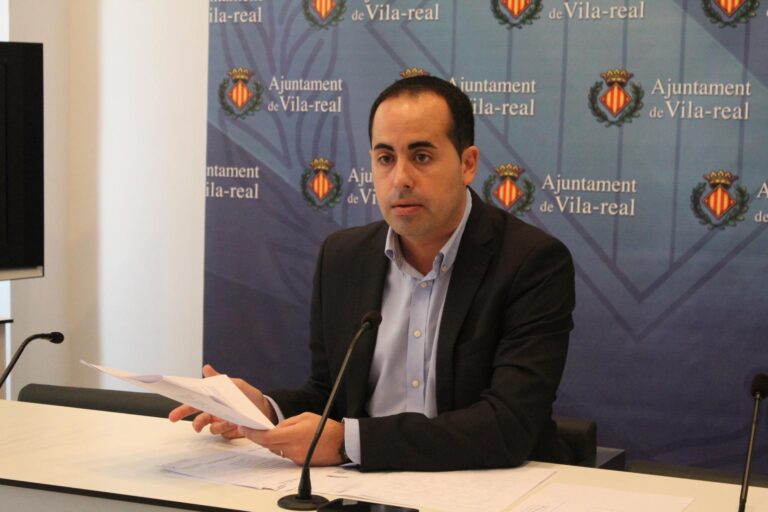 Folgado acusa l'equip de Govern de "gastar quan no té" i de "la forta pujada de l'IBI"