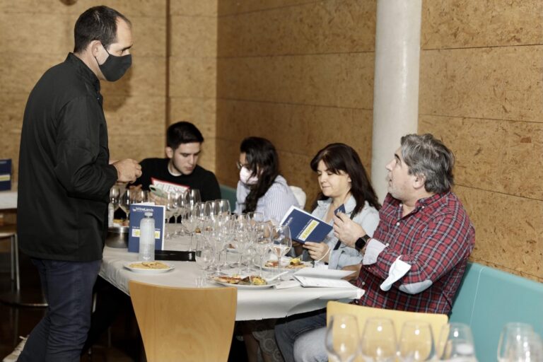 Celebren a Vila-real la I Jornada de cata de vins i productes de Ruta de Sabor