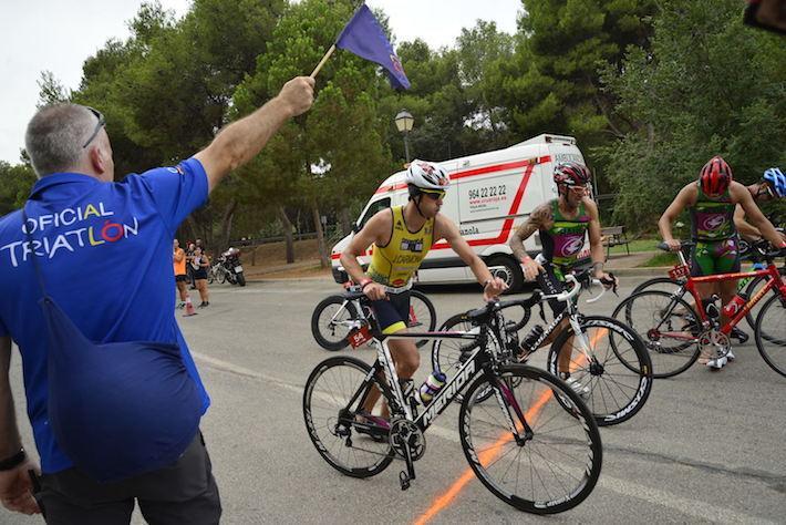 El triatló ‘Infiniti Sprint’ torna el proper diumenge i aquestes son les vies i carrers que es tallaran durant la jornada