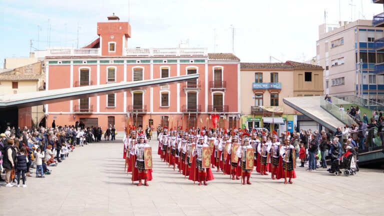 Vila-real gaudeix de la III Trobada de Guàrdies Romanes i Armats