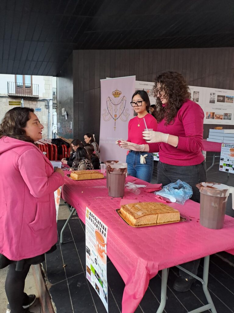 Solidaritat a Vila-real amb la xocolatada de les Rosarieres