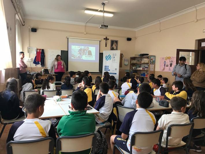 El projecte Aula-Empresa de la Fundació Globalis promou la cultura de la innovació al col·legi Carmelites