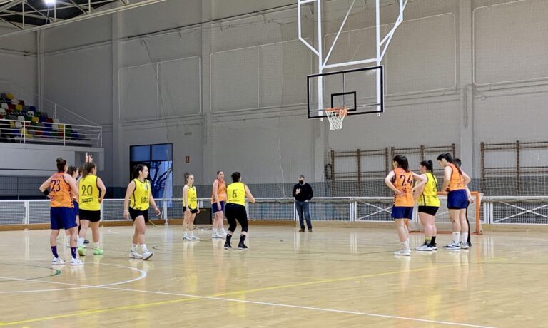 El Facsa Vila-real BC suma una altra victòria a Alacant i segueix en la lluita per l’ascens