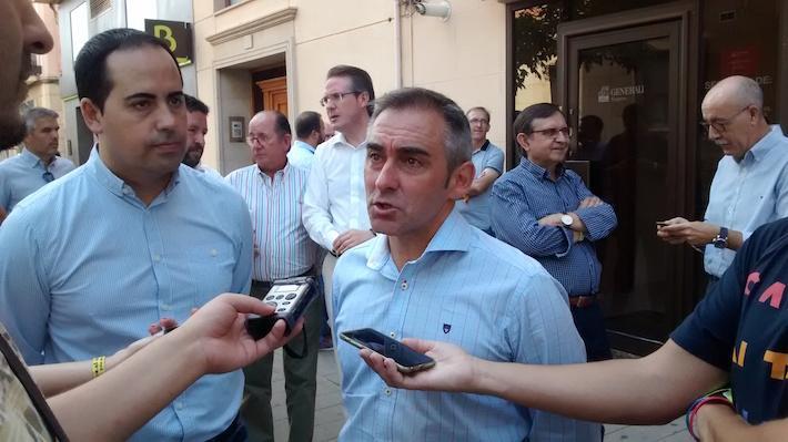 Alts càrrecs provincials del PP assisteixen al tradicional esmorzar de festes