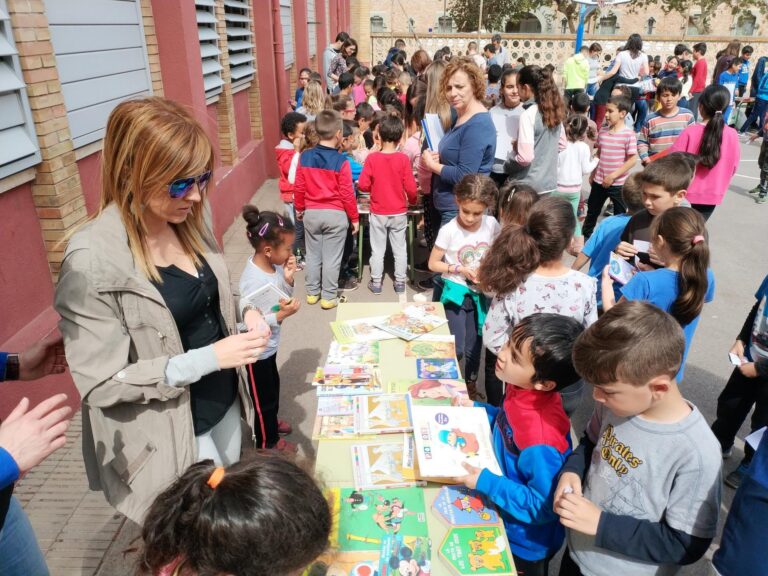 El CEIP Concepción Arenal celebra la Fira del Llibre i premia a l’alumnat més ‘lector’