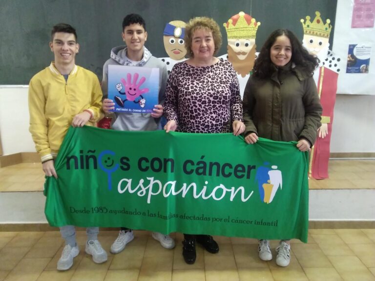 El I Mercat Solidari Nadalenc de Fundació Flors recapta més de 1.800 euros per a ONG locals 