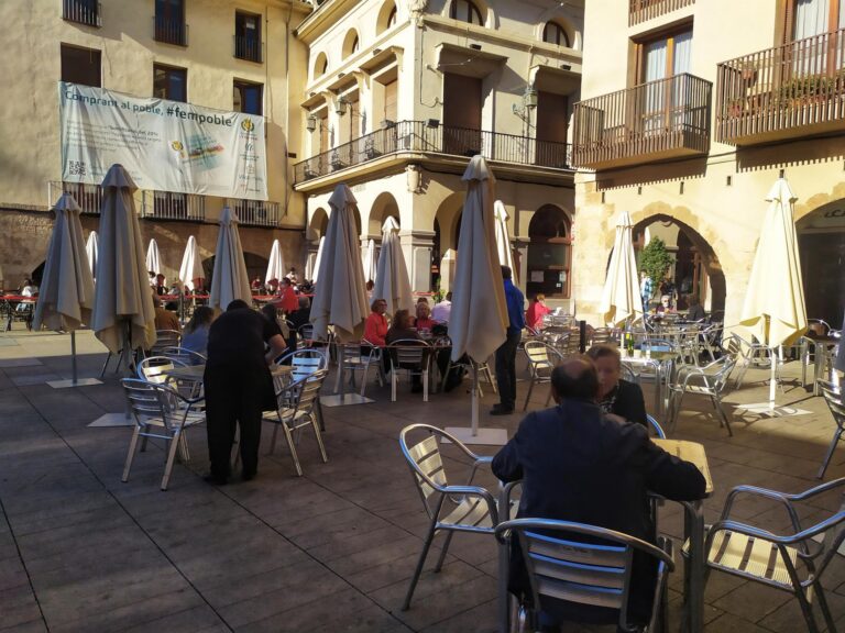 El consistori rep 400 sol·licituds de negocis que opten a bonificar-se el 95% de l’IBI