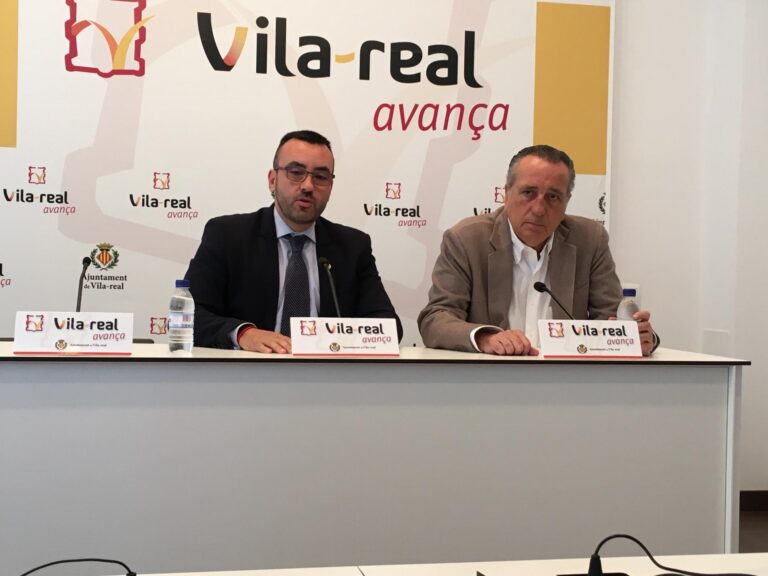 Villarreal CF i Vila-real signen l’acord per a l’explotació comercial de El Madrigal i la construcció de la nova plaça