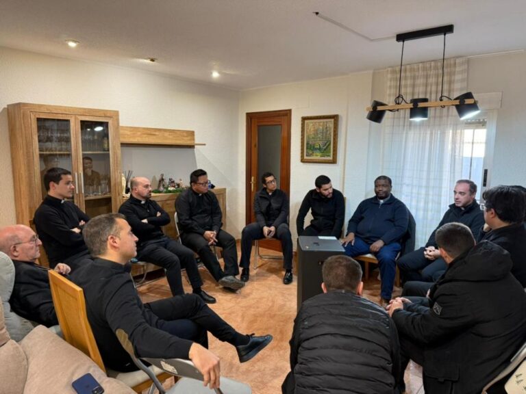 Els catecúmens adults de la Diòcesi avancen amb fe cap al Baptisme