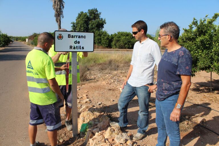 Instal·len rètols en els barrancs del terme municipal per a traure profit del seu valor patrimonial