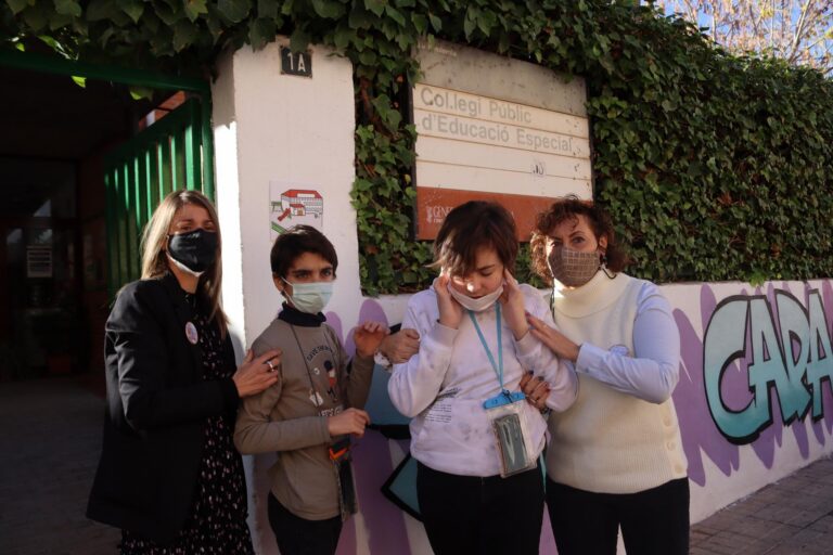 Vila-real instal·la pictogrames als espais públics per persones amb dificultats de comprensió