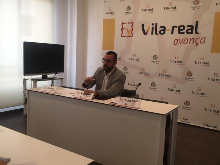 L'equip de govern reivindicarà al Govern de Sánchez la comissaria, el pas subterrani de l'estació i l'Hostal del Rei