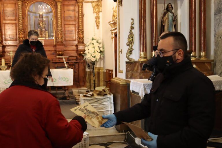 Vila-real celebra la tradicional missa de Sant Antoni