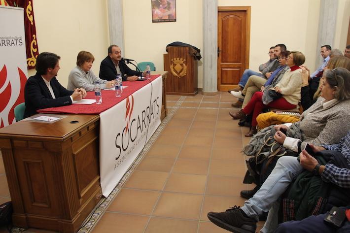 Empar Marco ofereix la conferència  'À Punt, l'espai públic de comunicació valencià'