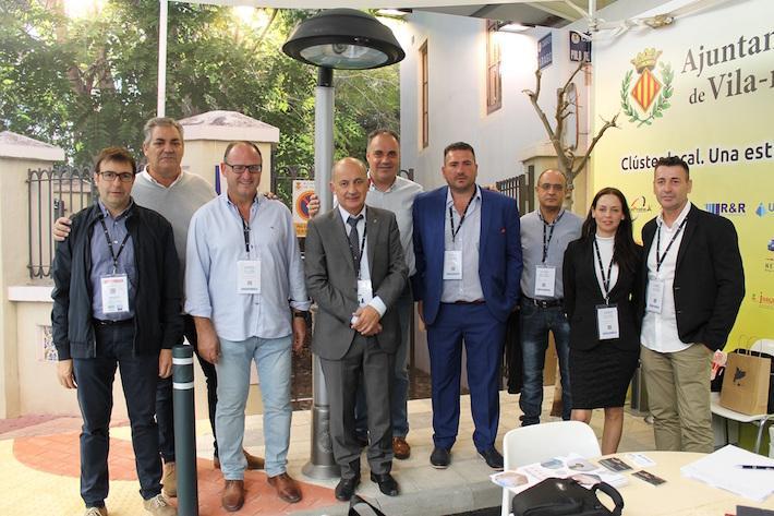 Una delegació d'empreses locals de serveis públics i equipaments mostra el seu treball en la Fira Municipalia