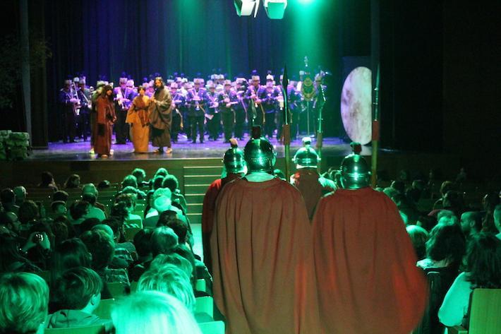 Un Auditori ple per a gaudir del VI Certamen Benèfic Sons i Estampes de la Passió de Jesús