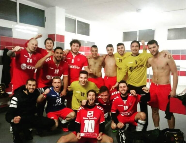 El Club Handbol Vila-real es manté a la Primera Divisió estatal un any més