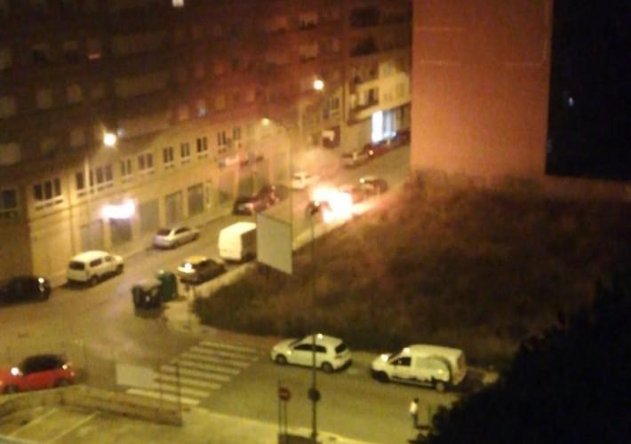 Incendio en un coche de Vila-real en la calle Ducat d’Atenes