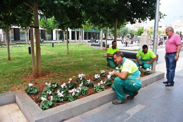 Vila-real contracta a més de 30 persones en atur en jardineria, agricultura i atenció sociosanitària