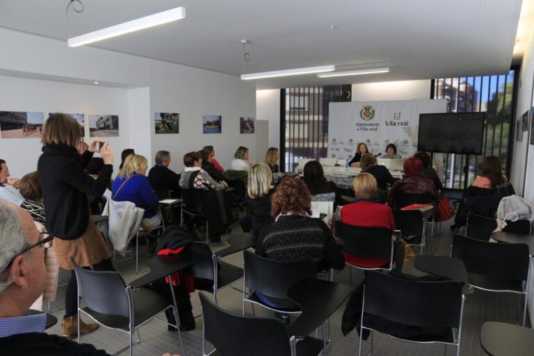 La història de les comares es fa present a la jornada 'Nàixer a Vila-real'