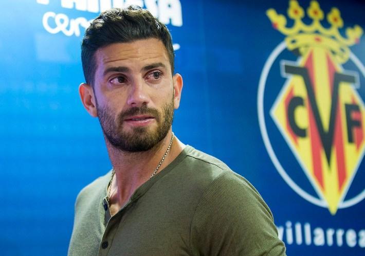 Musacchio s'emociona i plora en el seu comiat com a futbolista del Villarreal