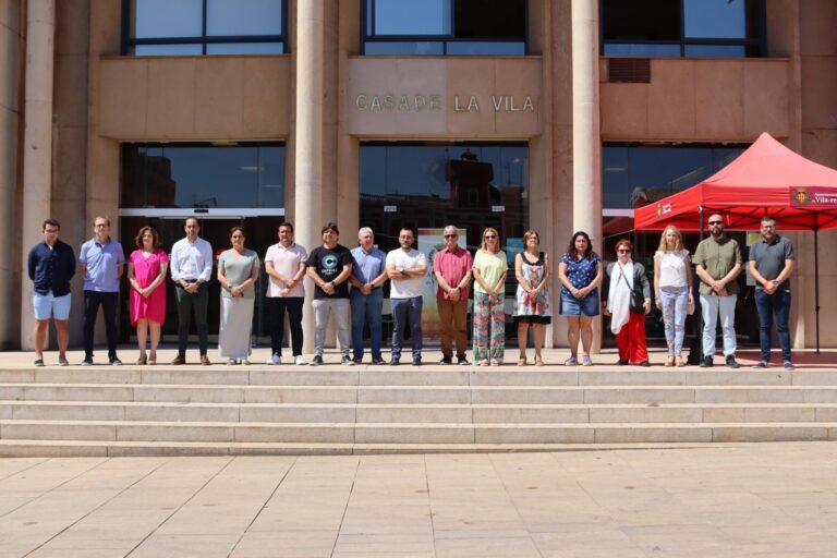 Cinc minuts de silenci a Vila-real per les víctimes del terrorisme i en homenatge a Miguel Ángel Blanco