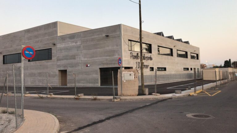 El nou pavelló Campió Llorens no estarà disponible fins a 2021 a pesar d'estar "totalment acabat"