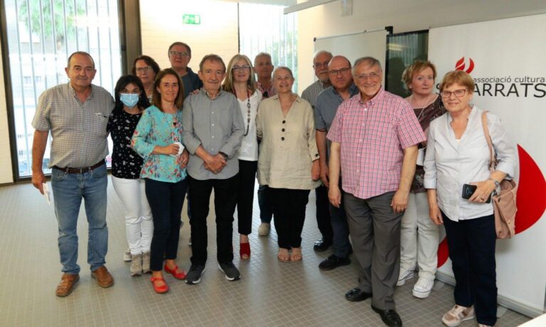 El valencià a l’església a debat en una taula redona a Biblioteca de Coneixement
