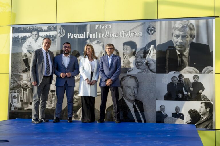 La Plaça Pascual Font de Mora ret homenatge al gran expresident del club groguet