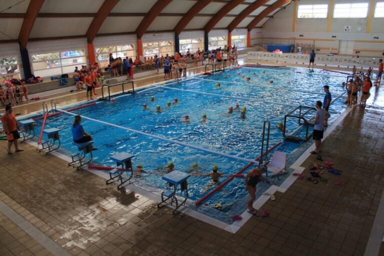 El PP de Vila-real denuncia la inacció en la reparació de la piscina Yurema Requena