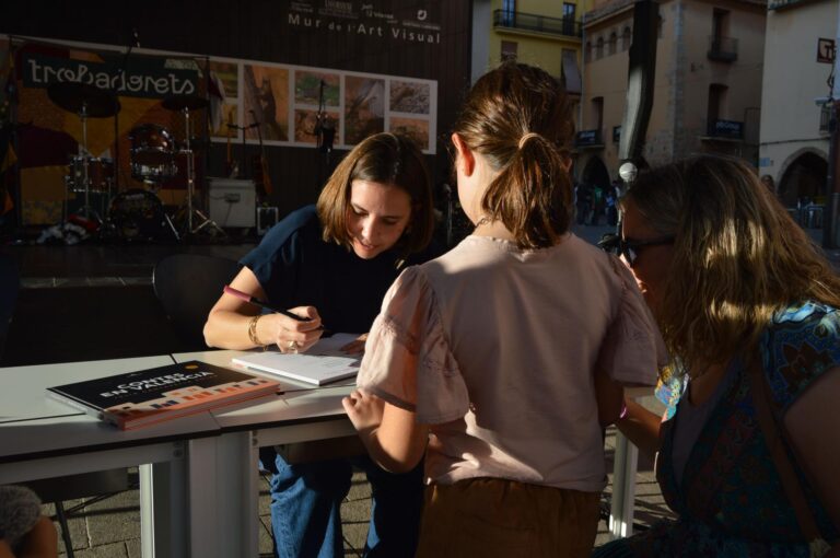 La Plaça del Camacuc anima Vila-real amb cultura i música en valencià