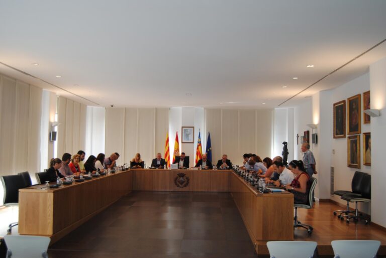 Una funcionària de l’Ajuntament "paralitza" el pagament de factures per valor de 470.000 euros des d’agost