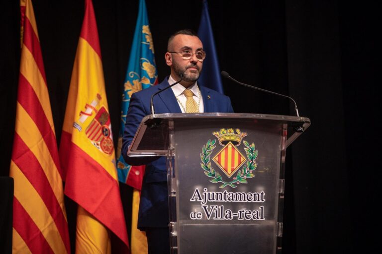 L'Ajuntament de Vila-real ha lliurat aquest matí els Premis 20 de Febrer 