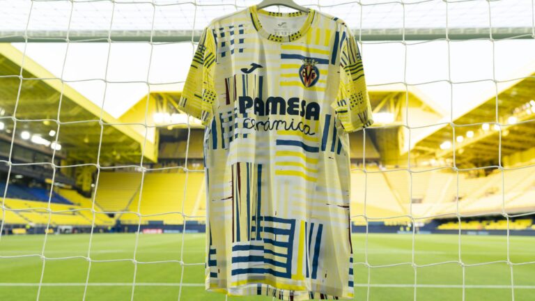 El Villarreal CF posa a la venda la samarreta prepartit 25/26
