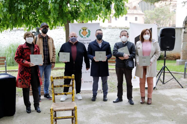 La presentació del llibre de fotografia 'Més fusta' ha sigut hui al Museu de la Ciutat Casa de Vila-real