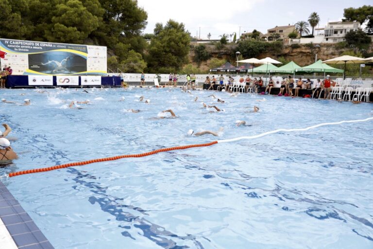 Doble jornada per l’esport: Campionat de Natació Artística i Lliga de tir i arrossegament