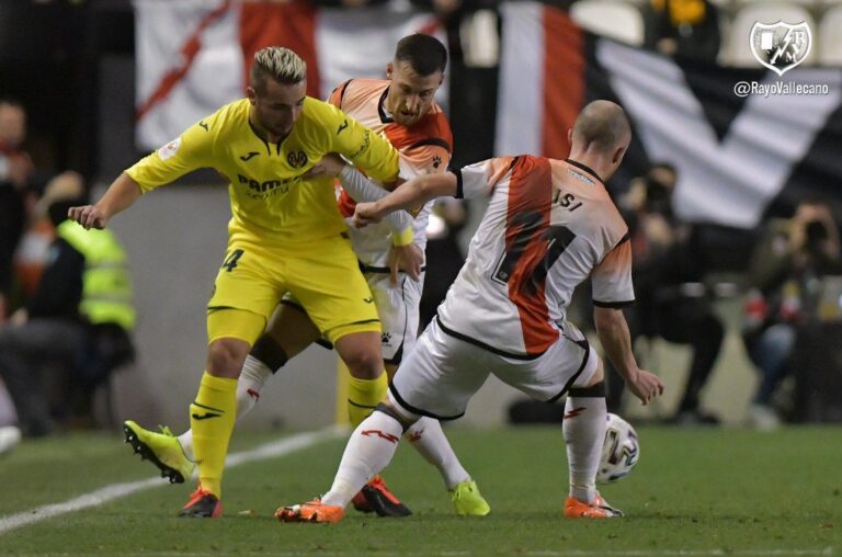 Fer Niño i Santi Cazorla li donen al Villarreal la classificació per als quarts de final de la Copa del Rei (0-2)