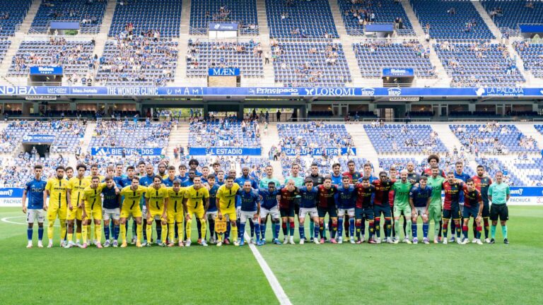El Villarreal participa en la festa centenària del Real Oviedo al Carlos Tartiere