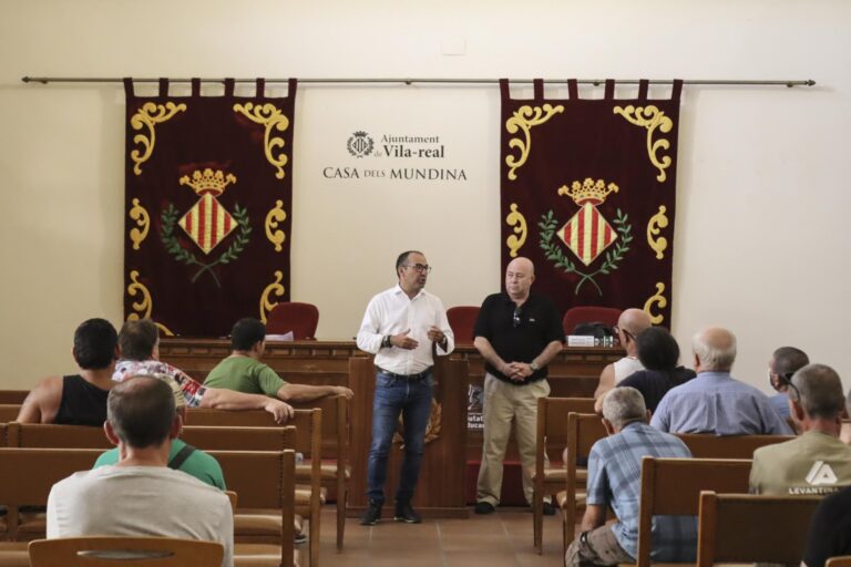 Una trentena de treballadors de l'atur agrari s'incorporen a l'Ajuntament de Vila-real