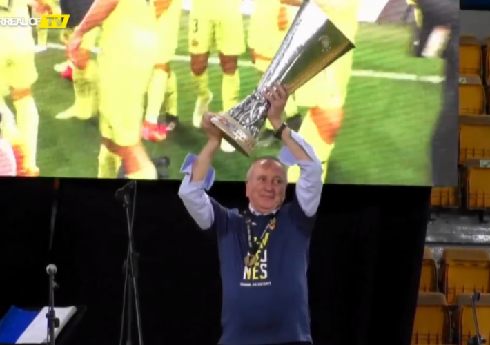 Fernando Roig: “Veig en les cares de tots aquests aficionats la satisfacció i l’orgull de ser del Villarreal”